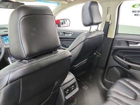 Used 2020 Ford Edge Titanium w/ Equipment Group 301A FWD image 32