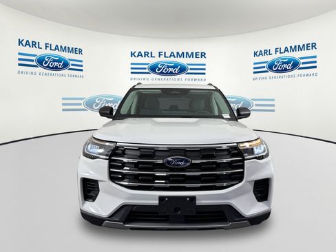 New 2026 Ford Explorer Active RWD image 6