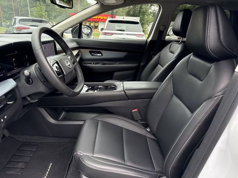 Used 2025 Nissan Murano SL AWD/4WD image 9
