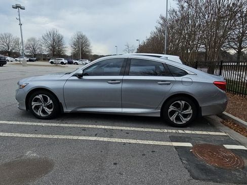 Used 2019 Honda Accord EX image 5