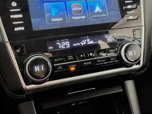 Used 2019 Subaru Legacy 2.5i Premium image 17