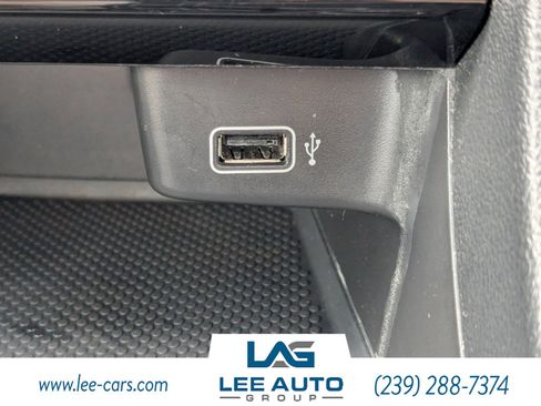 Used 2019 Volkswagen Jetta R-Line w/ R-Line Cold Weather Package image 28