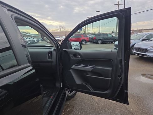 Used 2021 Chevrolet Colorado ZR2 image 17