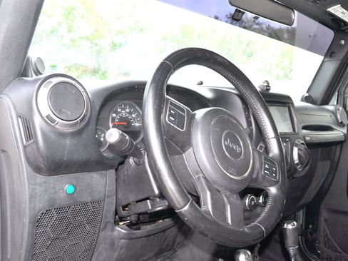 Used 2011 Jeep Wrangler Sport AWD/4WD image 25