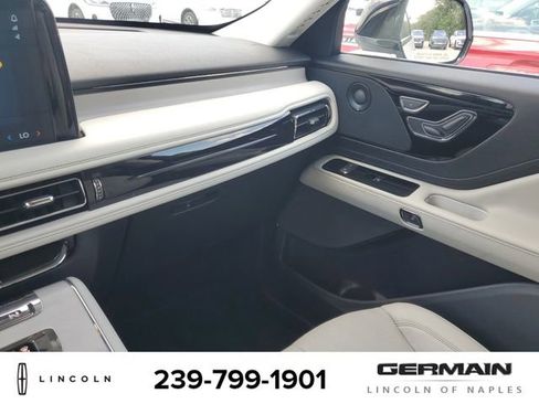 New 2025 Lincoln Aviator Reserve w/ Illumination Package image 33