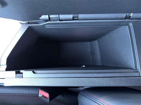 New 2025 Chevrolet Equinox EV RS image 28