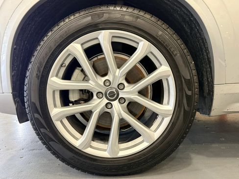 Used 2019 Volvo XC90 T5 Momentum FWD image 49