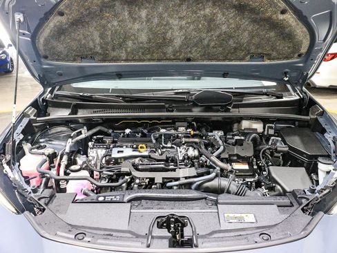 Certified 2026 Toyota Prius XLE FWD image 29