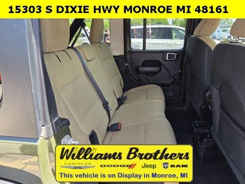 Used 2021 Jeep Wrangler Unlimited Sport image 17