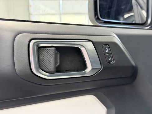 Used 2025 Ford Bronco Stroppe Edition AWD/4WD image 11