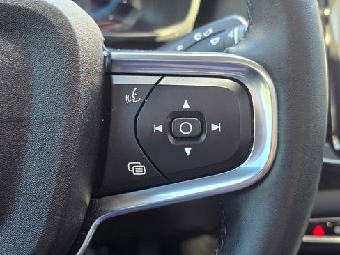 Certified 2023 Volvo C40 P8 Recharge Ultimate AWD/4WD image 32
