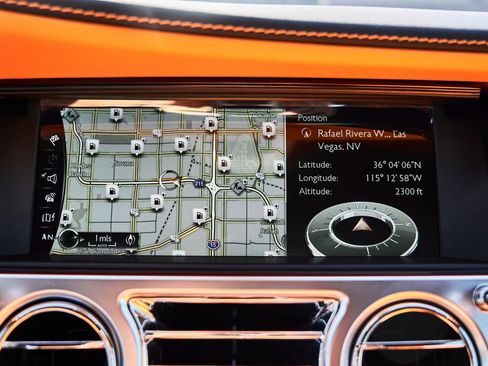 Used 2020 Rolls-Royce Wraith RWD image 65