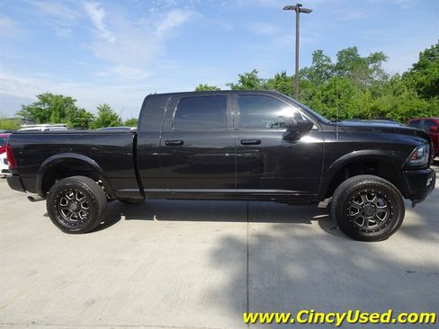 Used 2018 RAM 2500 Laramie w/ Sport Appearance Group AWD/4WD image 3