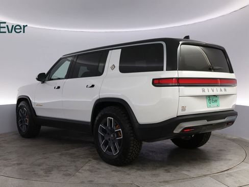 Used 2024 Rivian R1S Adventure AWD/4WD image 17