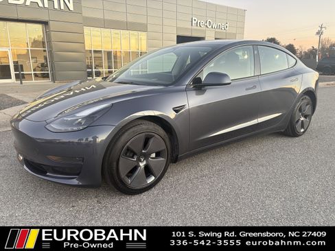 Used 2023 Tesla Model 3 Standard Range image 27