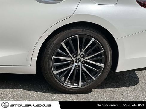 Used 2023 Lexus ES 350 w/ Premium Package FWD image 13