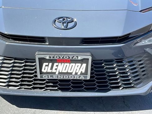New 2026 Toyota Camry SE FWD image 9
