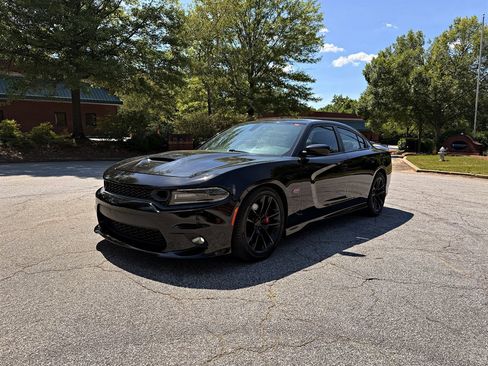Used 2020 Dodge Charger Scat Pack RWD image 1