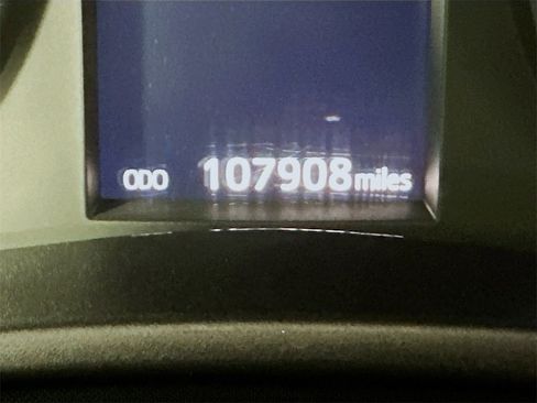 Used 2017 Toyota Corolla SE image 14