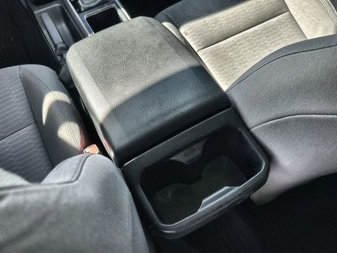 Used 2018 Toyota Tacoma SR5 image 16