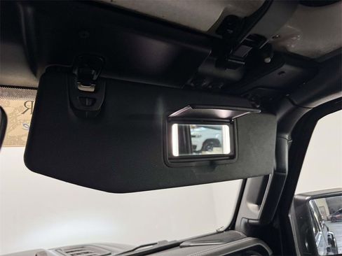 Used 2019 Jeep Wrangler Unlimited Sahara w/ Quick Order Package 24M Moab image 29