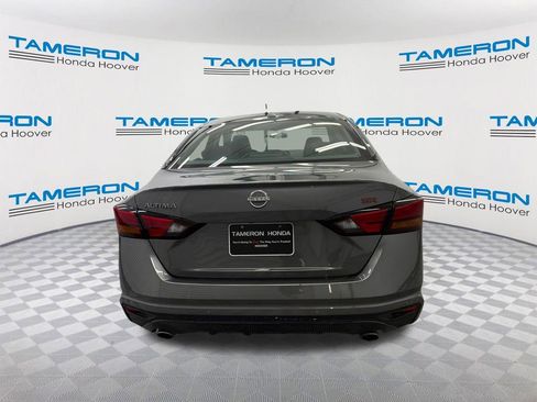Used 2025 Nissan Altima 2.5 SR FWD image 4