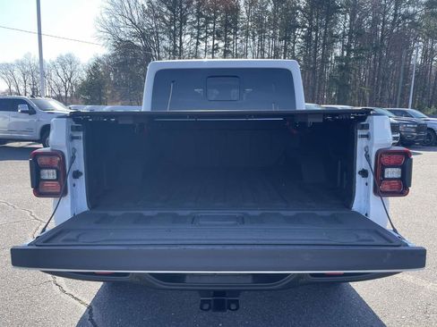 Certified 2025 Jeep Gladiator Rubicon image 41