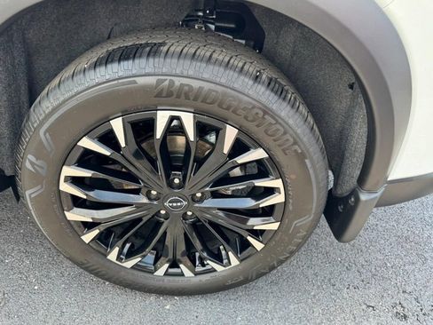 Used 2026 Nissan Rogue Dark Armor AWD/4WD image 7