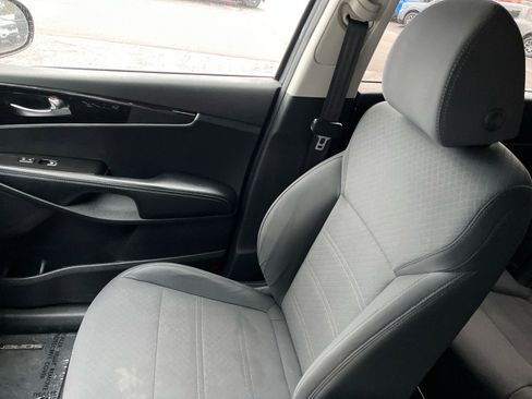 Used 2020 Kia Sorento LX w/ LX I4 Convenience Package image 18