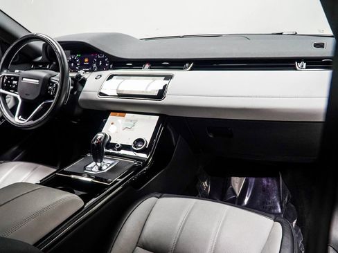 Used 2022 Land Rover Range Rover Evoque R-Dynamic SE image 17