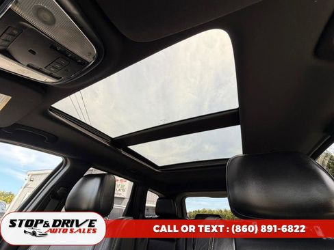 Used 2015 Jeep Grand Cherokee Limited w/ Luxury Group II AWD/4WD image 14