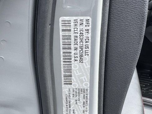 Used 2023 Dodge Durango R/T RWD image 28