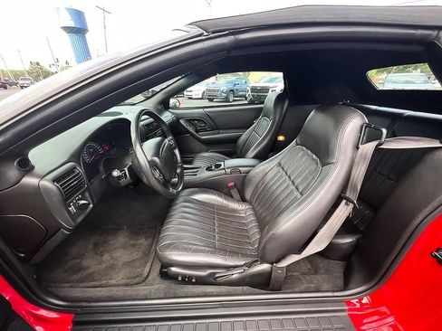 Used 2002 Chevrolet Camaro Z28 w/ Sport Appearance Pkg RWD image 15