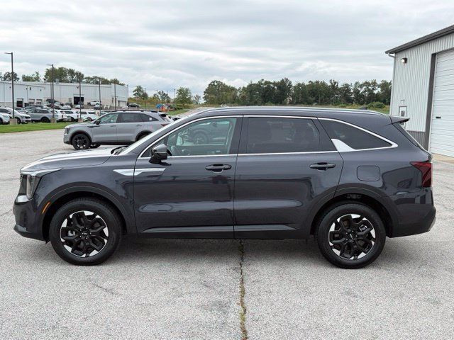 Used 2026 Kia Sorento S AWD/4WD image 4