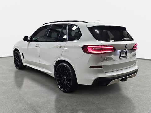 Used 2021 BMW X5 xDrive40i w/ M Sport Package image 7