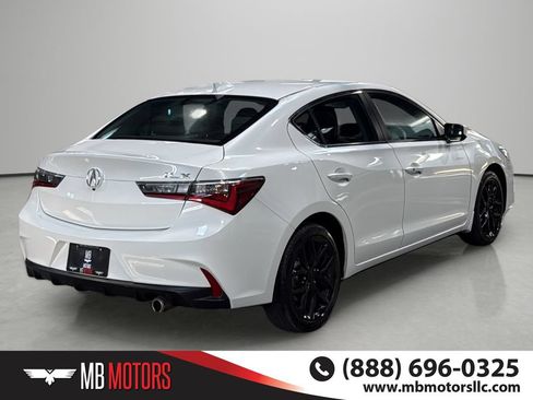 Used 2020 Acura ILX w/ Premium Package FWD image 4