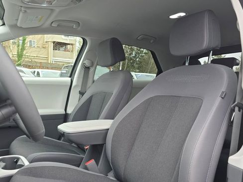 Used 2024 Hyundai Ioniq 5 SE image 22