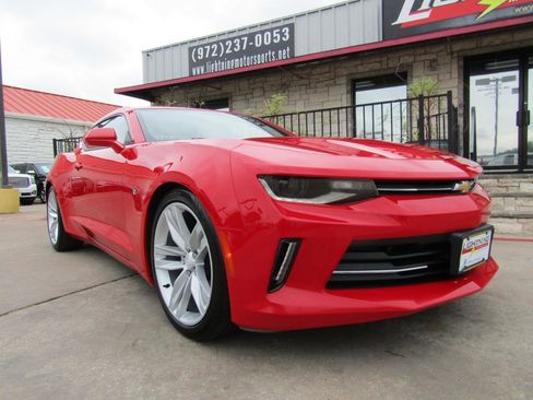 Used 2017 Chevrolet Camaro LT w/ RS Package RWD image 6