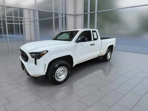Certified 2025 Toyota Tacoma SR RWD image 4