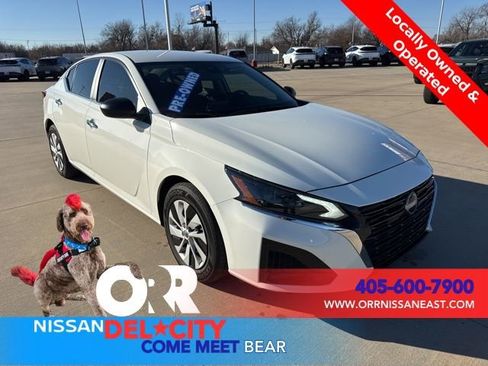 Certified 2025 Nissan Altima 2.5 S image 4