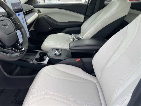 Used 2022 Ford Mustang Mach-E Premium image 23