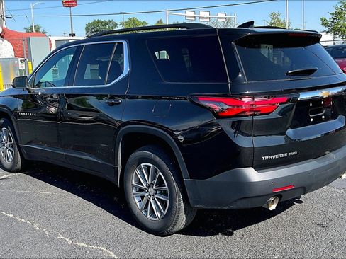 Used 2023 Chevrolet Traverse LT w/ LPO, Floor Liner Package AWD/4WD image 5