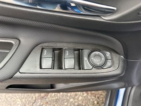 Used 2023 Chevrolet Equinox RS image 15