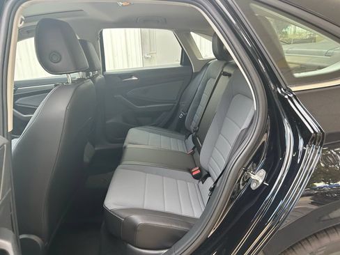 New 2026 Volkswagen Jetta SE FWD image 43