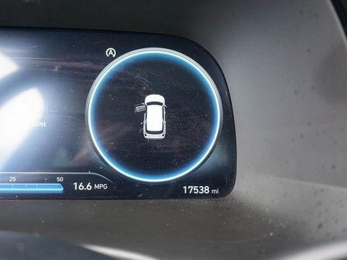 Used 2024 Hyundai Palisade SEL w/ Premium Package image 32