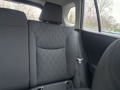 Used 2025 Toyota Corolla Cross LE image 35