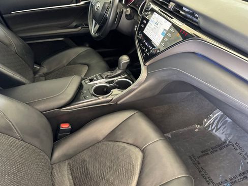 Used 2019 Toyota Camry XSE w/ Carpet Mat Package FWD image 16