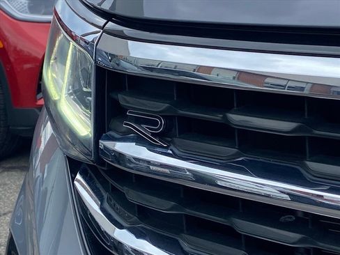 Certified 2022 Volkswagen Atlas Cross Sport SEL Premium R-Line image 6