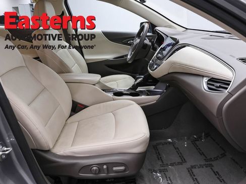 Used 2024 Chevrolet Malibu LT FWD image 26