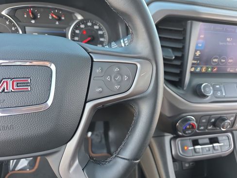 Certified 2023 GMC Acadia AT4 image 21